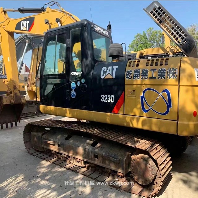 二手卡特彼勒CAT323D挖掘機(jī)